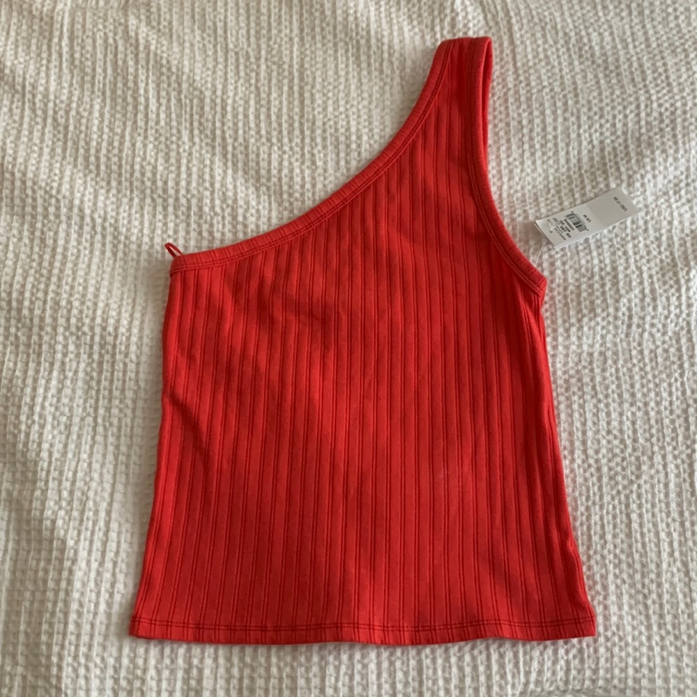 AEO One Shoulder Tanktop!